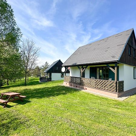 Ctyricitka Na Stastnem Kopci Villa Cerny Dul Exterior photo